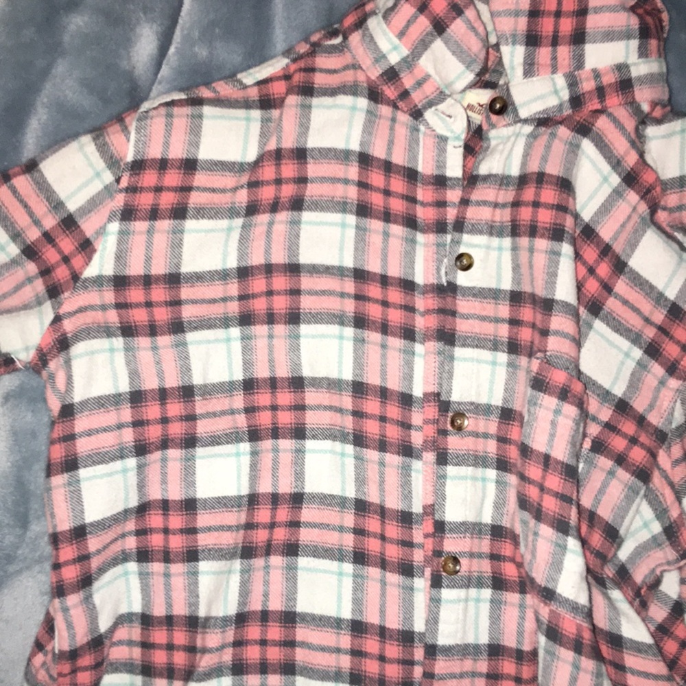 Hollister flannel!